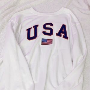 usa crewneck